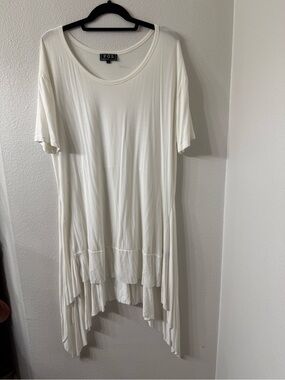 POL NWT Shark Bite Hem High Low Tunic Dress | White | Size Large